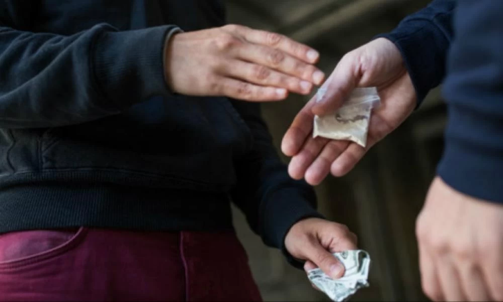 Αγγλία: Διακινητές ναρκωτικών προσποιούνται πως πάνε "βόλτα"